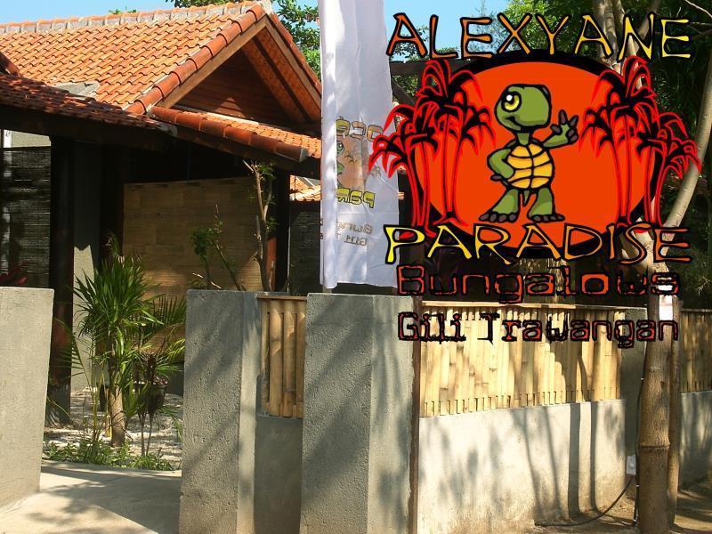 Alexyane Paradise Bungalow Джили Трауанган Екстериор снимка