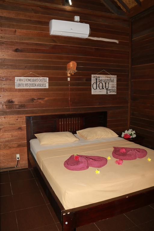 Alexyane Paradise Bungalow Джили Трауанган Екстериор снимка