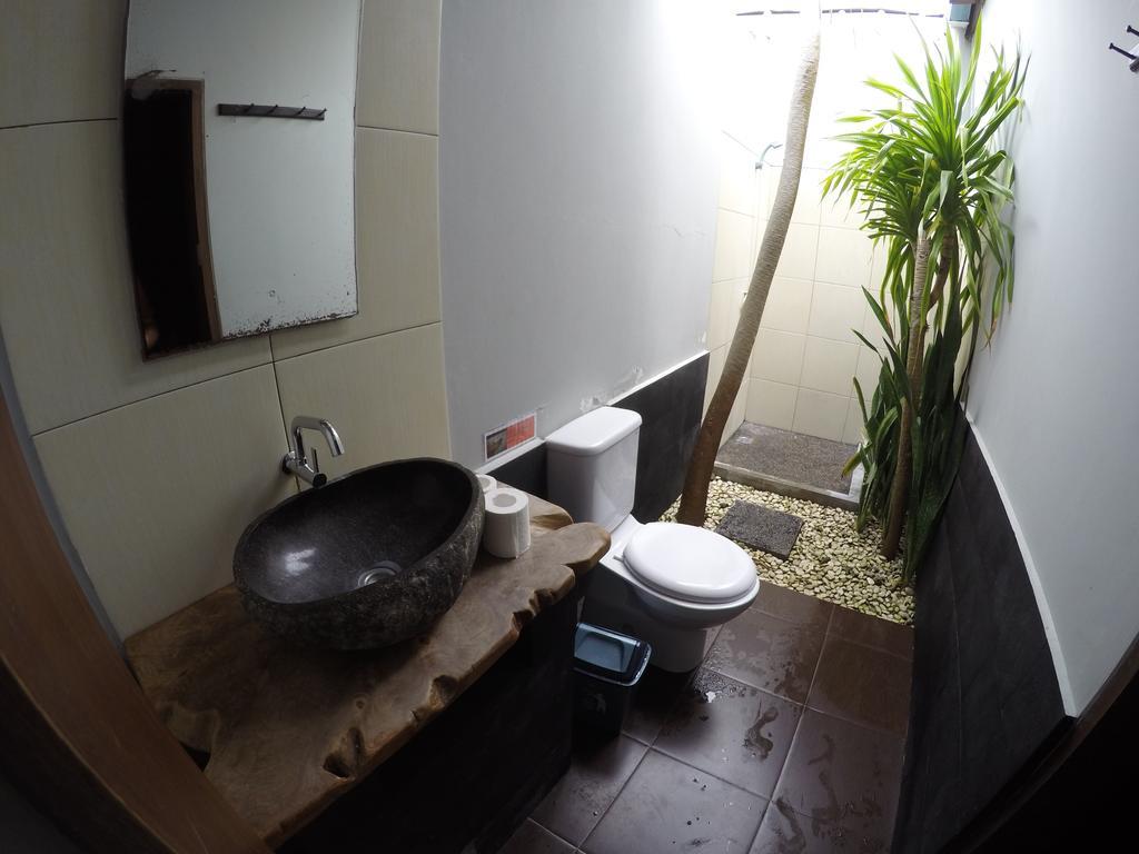 Alexyane Paradise Bungalow Джили Трауанган Екстериор снимка