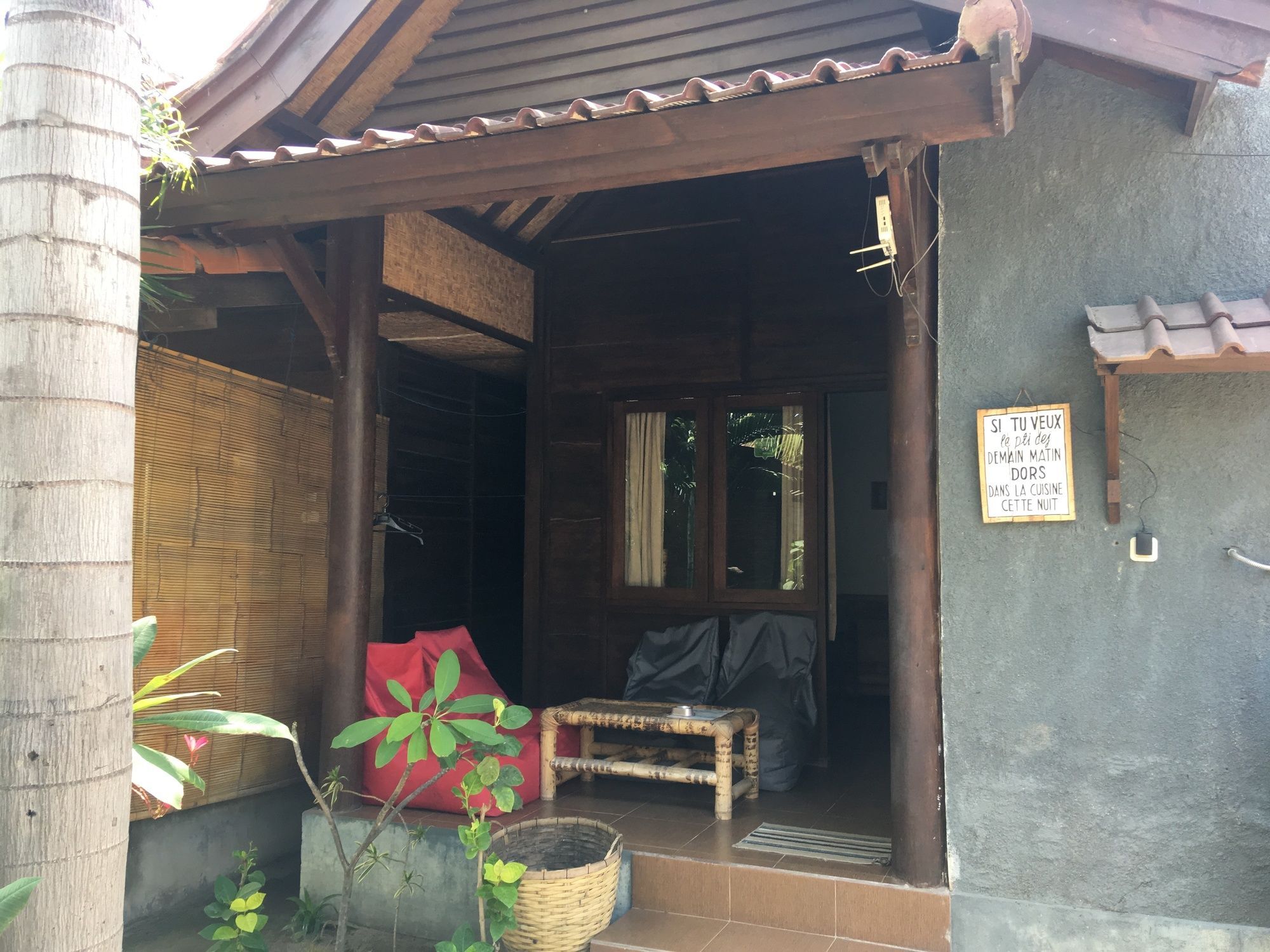 Alexyane Paradise Bungalow Джили Трауанган Екстериор снимка